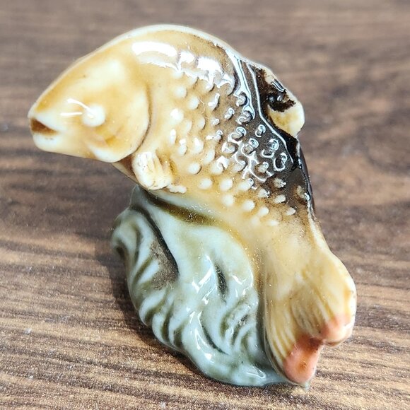 Vintage | Red Rose Tea Wade Whimsies: Salmon 2/$10 or 5/$20 - Picture 1 of 1